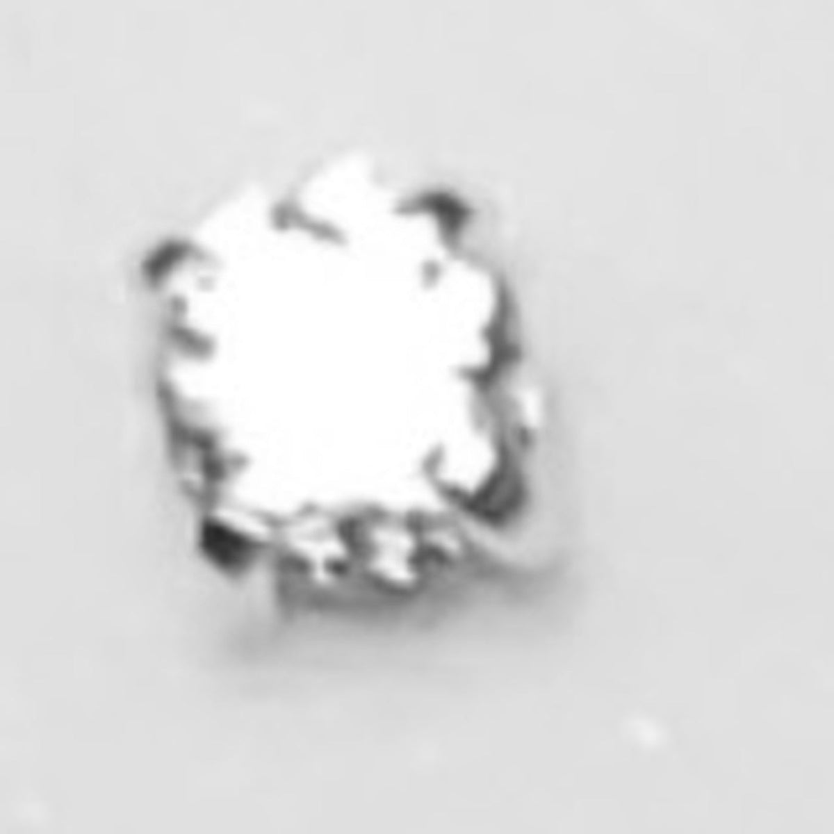 06N large square prong crystal nose stud in silver
