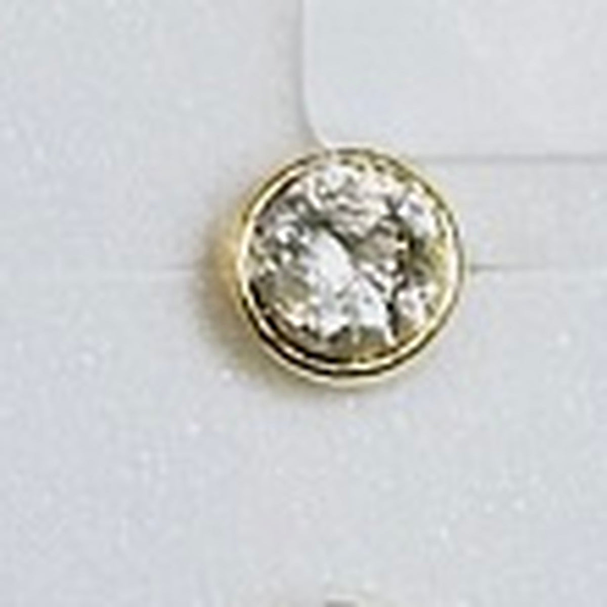 02-bezel Gold exact product close-up