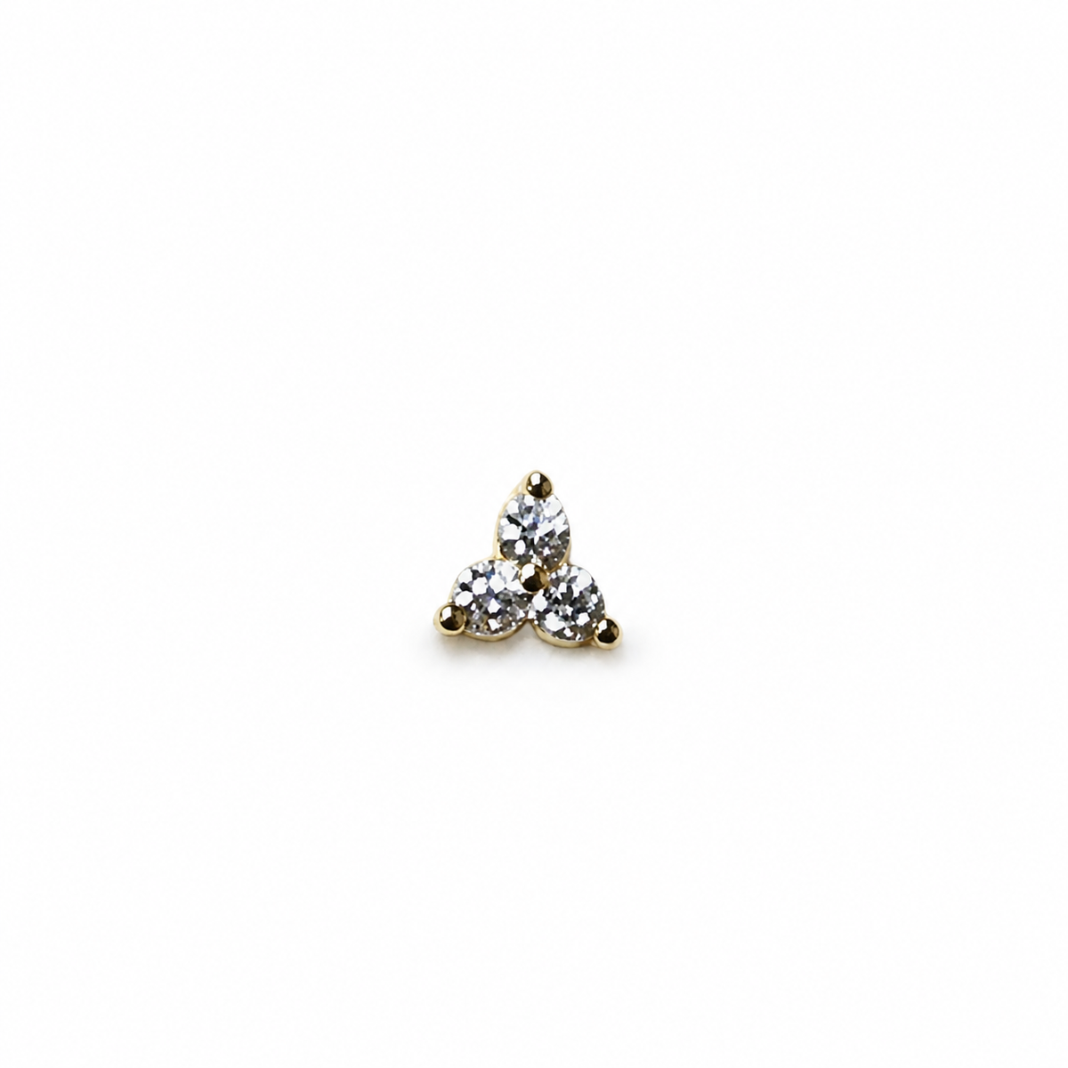 10 clear three-stone L-shaped nose stud in gold
